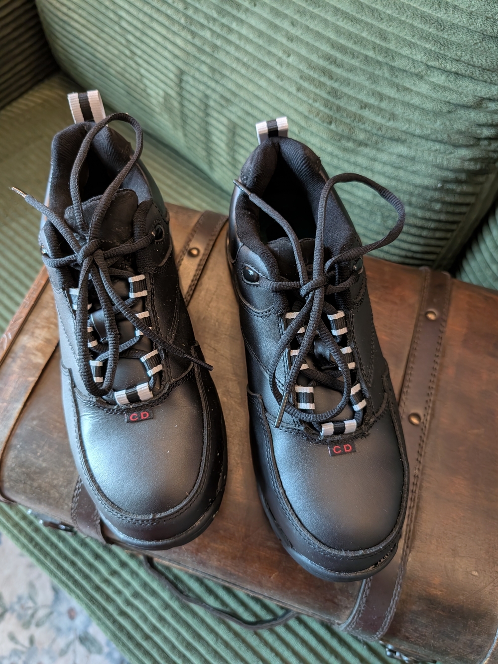 Black Lace-Up Athletic Shoes - Brand: